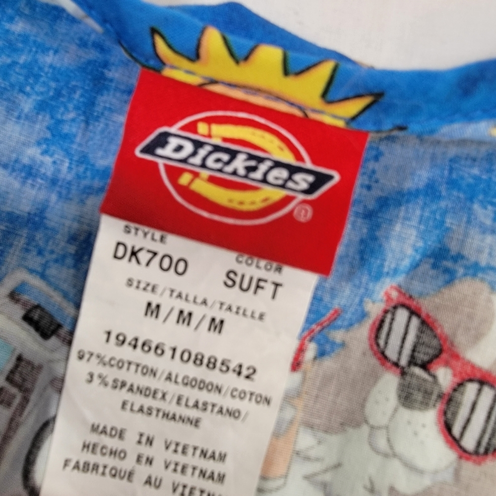 Dickies Women's Size Medium Multicolor Beach Dogs Scrub Top. NWOT - Picture 4 of 6
